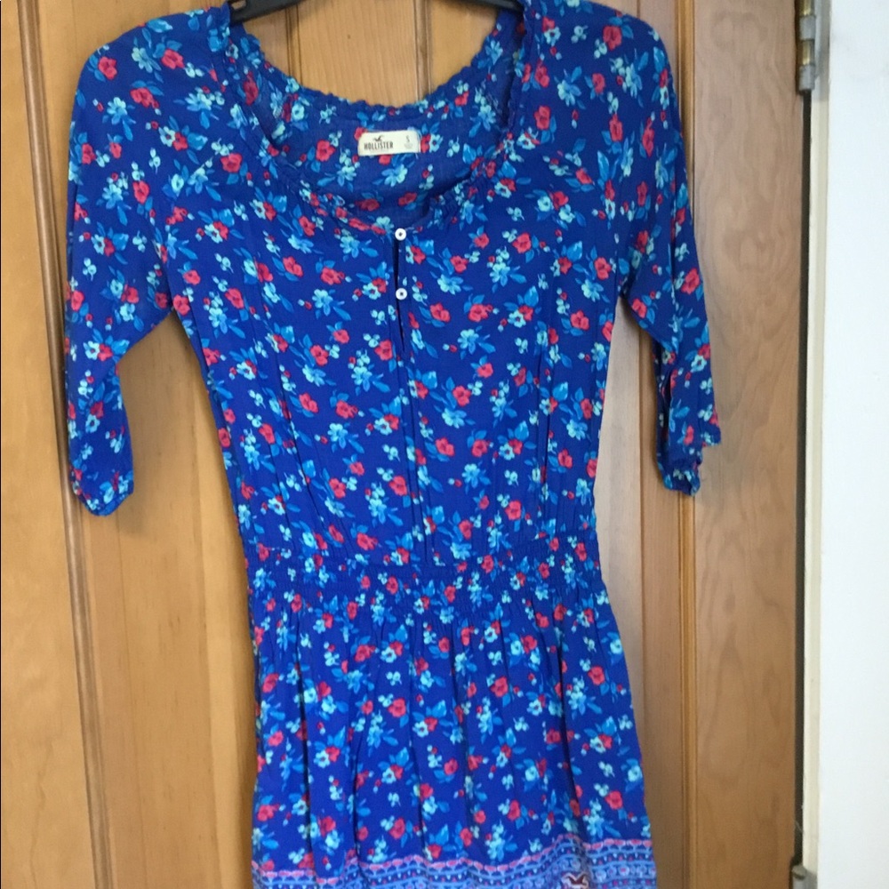 Hollister Blue and Red Printed Floral Dress